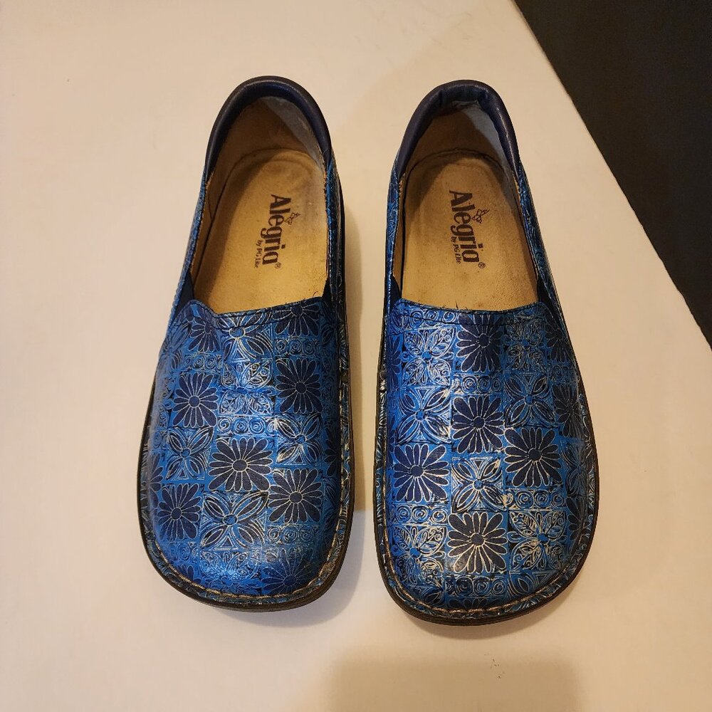 Allegria Debra Hawaiian Tile Blue/Black Shoes--8.5